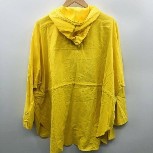 Katie Sturino StitchFix Gemma Linen Cargo Jacket - Picture 5 of 7